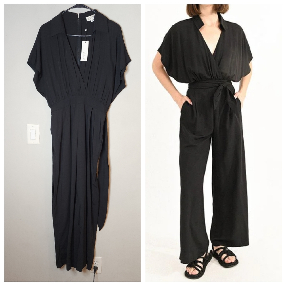 NWT Molly Bracken Wide Leg Black Jumpsuit Size Small Stretch Waist Attached Belt